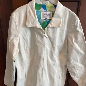 XL Wilsons Leather Maxima White Zip up Coat